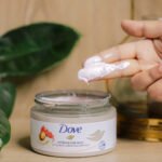 Dove Pomegranate Body Scrub | Exfoliating & Moisturizing Body Polish 225ml