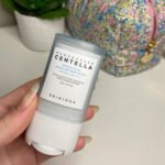SKIN1004 MADAGASCAR CENTELLA HYALU-CICA SILKY-FIT SUN STICK 20G